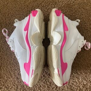 Balenciaga triple s sneakers